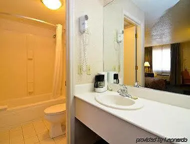 Super 8 By Wyndham Hermitage Nashville